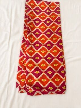 Tory Burch 100% cotton Vibrant Pink & Orange Printed Women's cotton scarf / rap